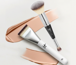 iT Cosmetics Pinsel